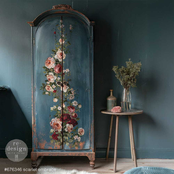 Decor Transfers – Scarlet Embrace