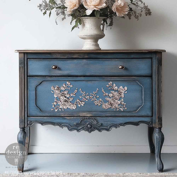 Decor Poly – Velvet Cascade Left