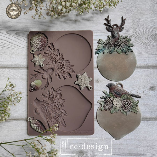 Decor Moulds® – Evergreen Antler Emblem