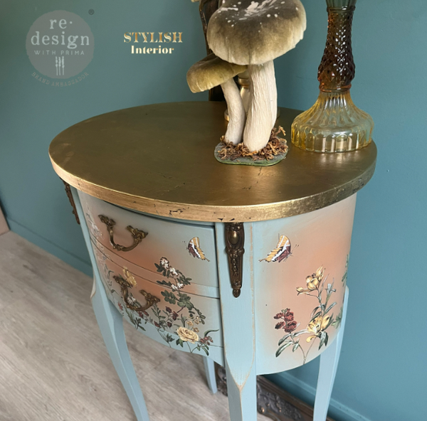 Middy Transfers – Saffron Soltice